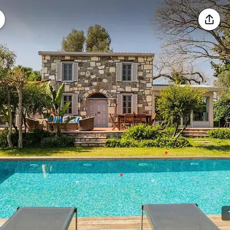 Ferienhaus Bitez Havuzlu Tas Ev